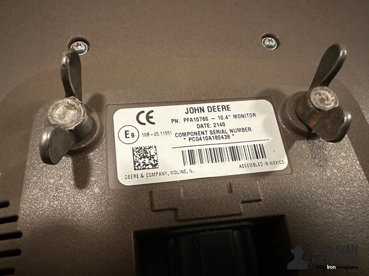 john-deere-extended-display-image-3