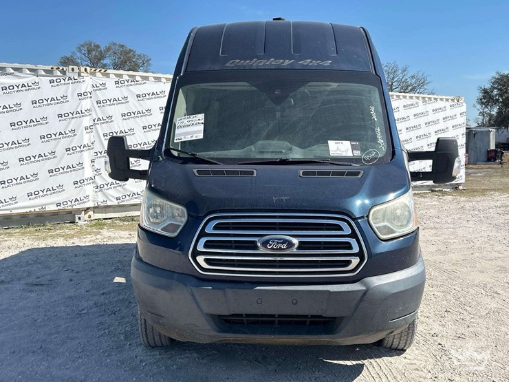 2015-ford-transit-image-49
