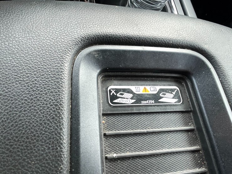 #4000-•-2019-chevy-silverado-high-country-pickup-(has-wi-title)-image-52