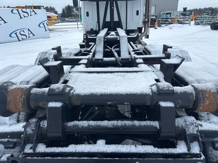 2008-caterpillar-c13-image-25