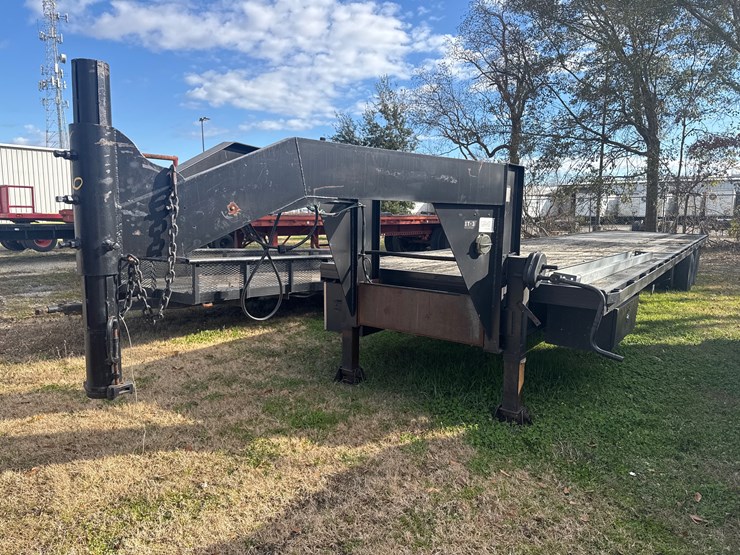 #6-•-2000-thibs-trailer-40ft-gooseneck-trailer-image-1