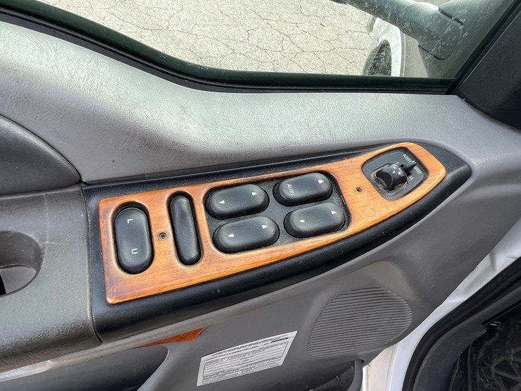 1999-ford-f350-image-30