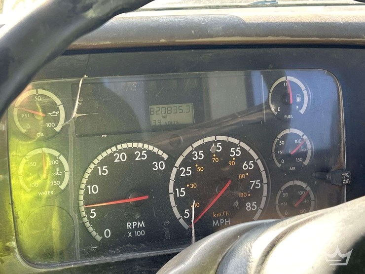 2003-sterling-l8500-image-12