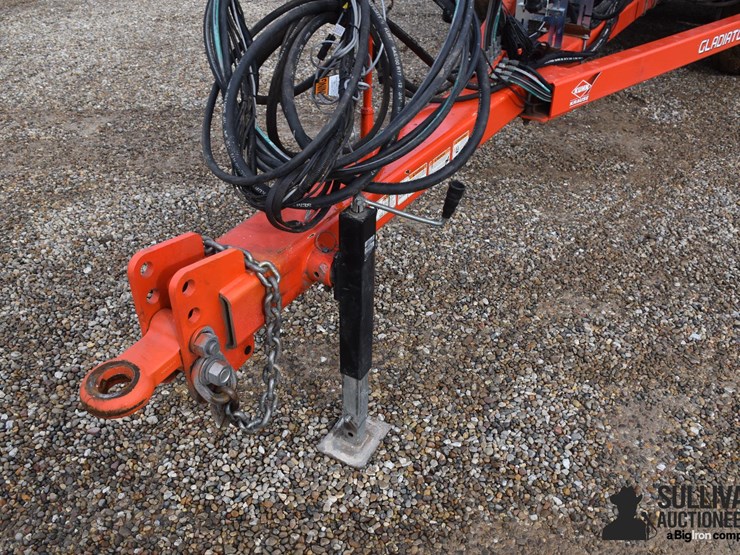 2012-kuhn-krause-gladiator-1200-8r30-strip-till-applicator-w/montag-dry-fertilizer-image-9