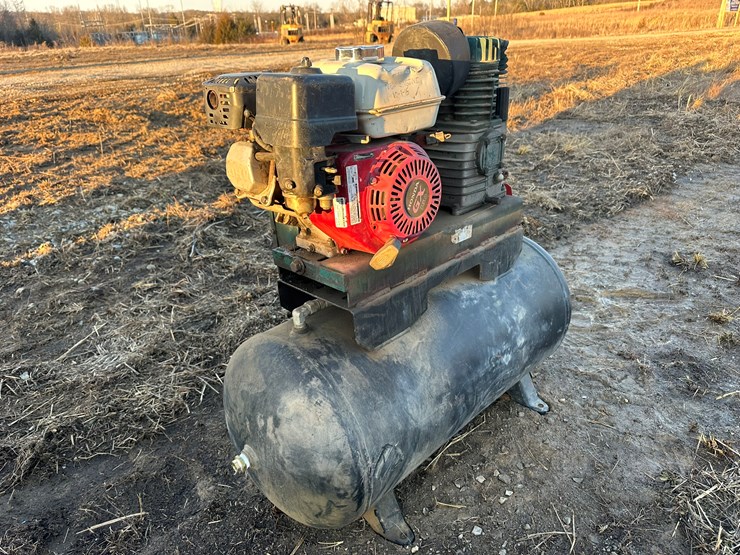 #2593-•-honda-powered-air-compressor-image-2