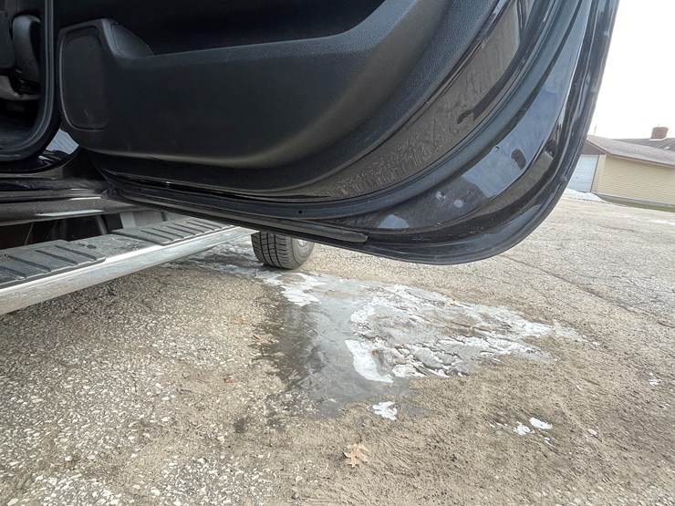 #4000-•-2019-chevy-silverado-high-country-pickup-(has-wi-title)-image-31