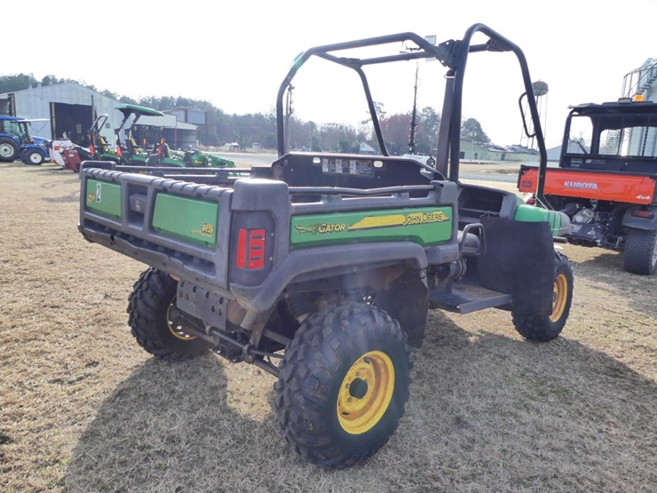 john-deere-gator-image-3