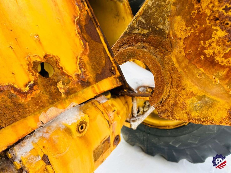 caterpillar-914m-image-47