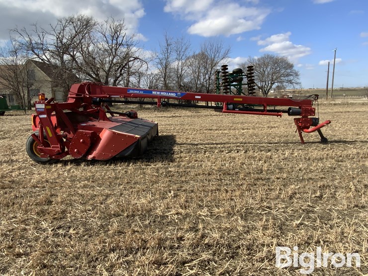 2019-new-holland-313rdb-discbine-pull-type-mower-conditioner-image-4