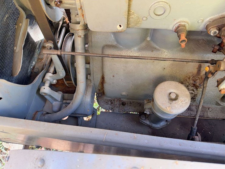 caterpillar-ten-orchard-image-15