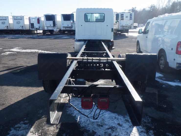 2016-hino-338-image-6