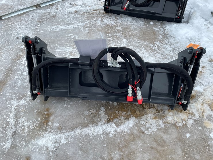 #2364-•-wolverine-mini-skid-steer-combination-bucket-image-6