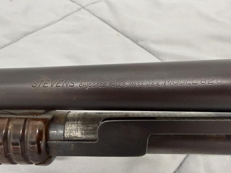 stevens-model-820-12-gauge-shotgun-image-8
