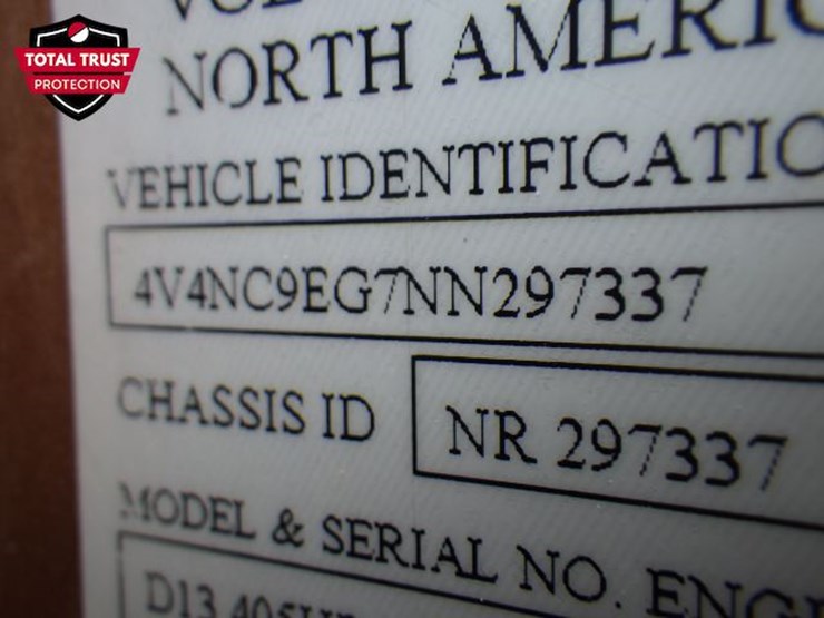 2022-volvo-vnl-760-image-24