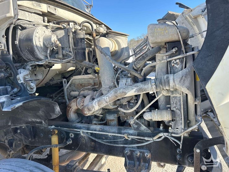 2003-sterling-l8500-image-8