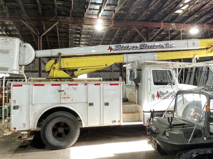 1998-international-4700-image-4