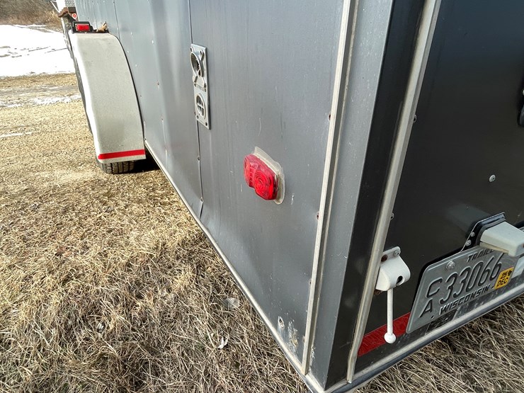 1999-united-expressline-image-14