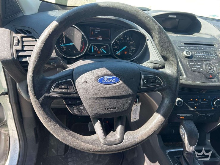 2017-ford-escape-image-11