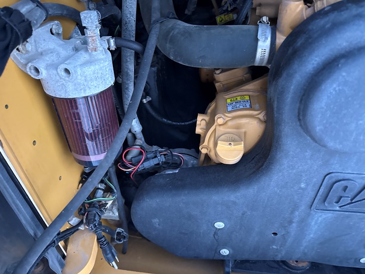 caterpillar-272d2-image-34