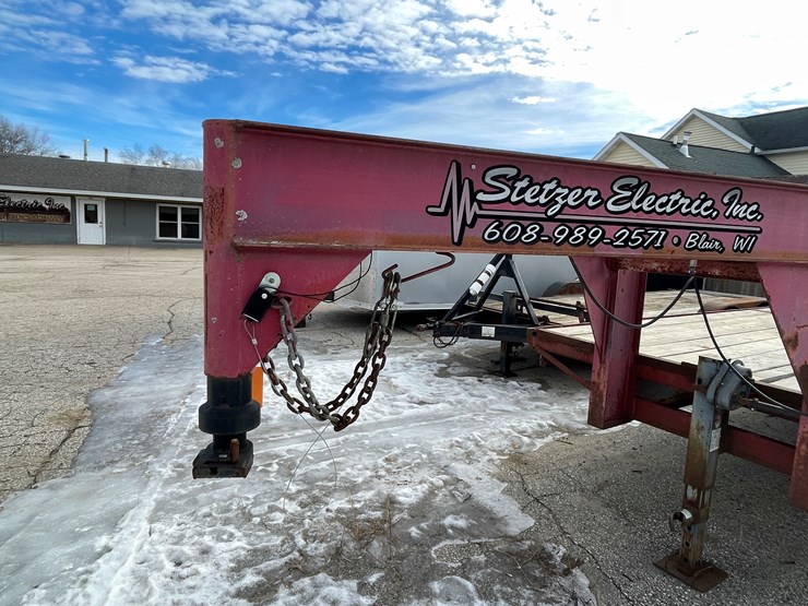 #4003-•-1997-high-view-mfg-25'-5th-wheel-flatbed-trailer-(wi-title-in-delay)-image-9