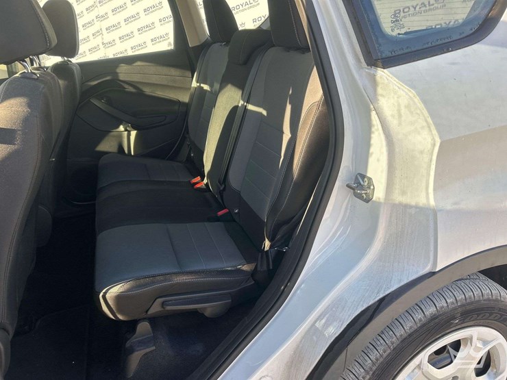 2017-ford-escape-image-17