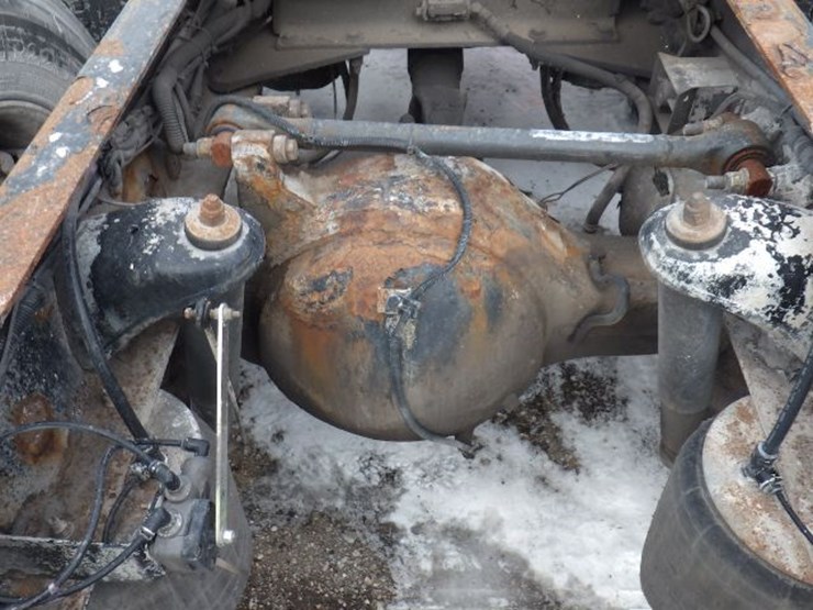 2014-peterbilt-386-image-15