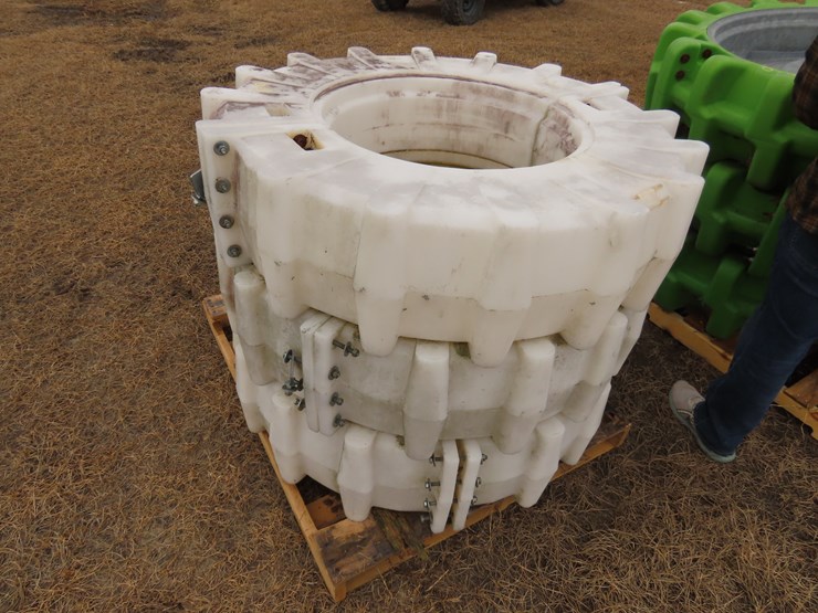 three-14.9x24-10-white-plastic-irrigation-tires-image-4