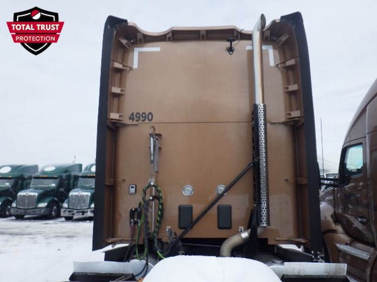 2022-kenworth-t680-image-14