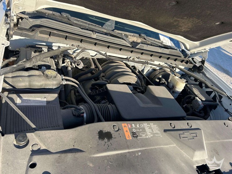 2017-chevrolet-silverado-1500-image-8