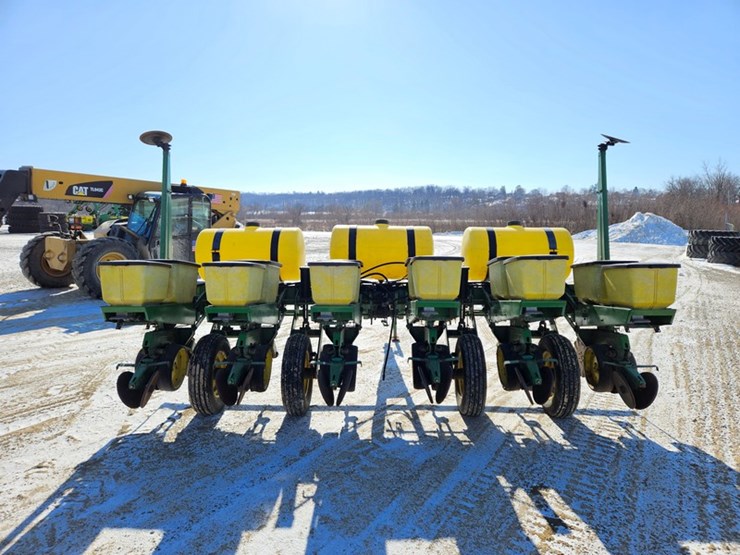 john-deere-7000-image-4