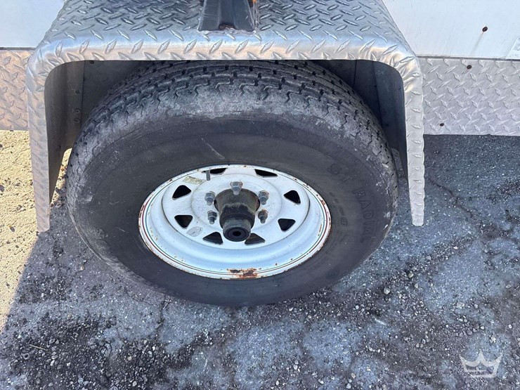 2012-sun-coast-trailers-712esb5-s/a-enclosed-trailer-image-11