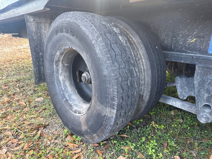 #6-•-2000-thibs-trailer-40ft-gooseneck-trailer-image-20