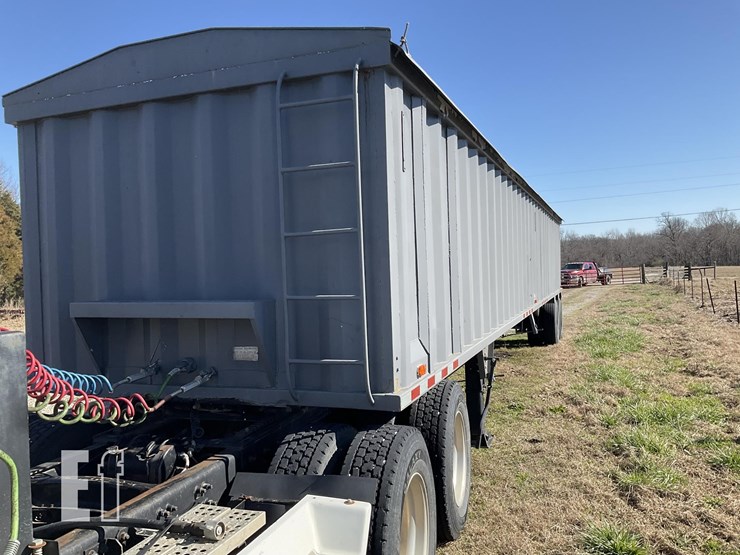 1986-bootheel-42-ft-image-1