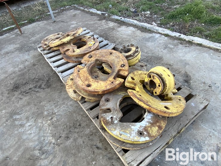 john-deere-wheel-weights-&-hubs-image-1