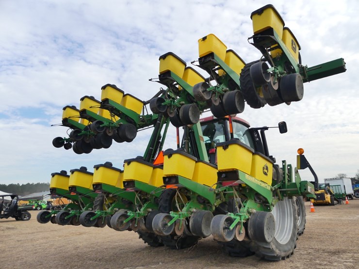 john-deere-1720-image-1