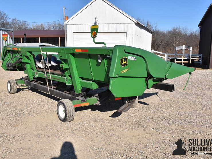 2014-john-deere-608c-image-5