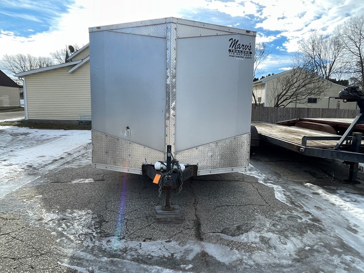 #4004-•-2016-enclosed-24'-rc-trailer-(has-wi-title)-image-2