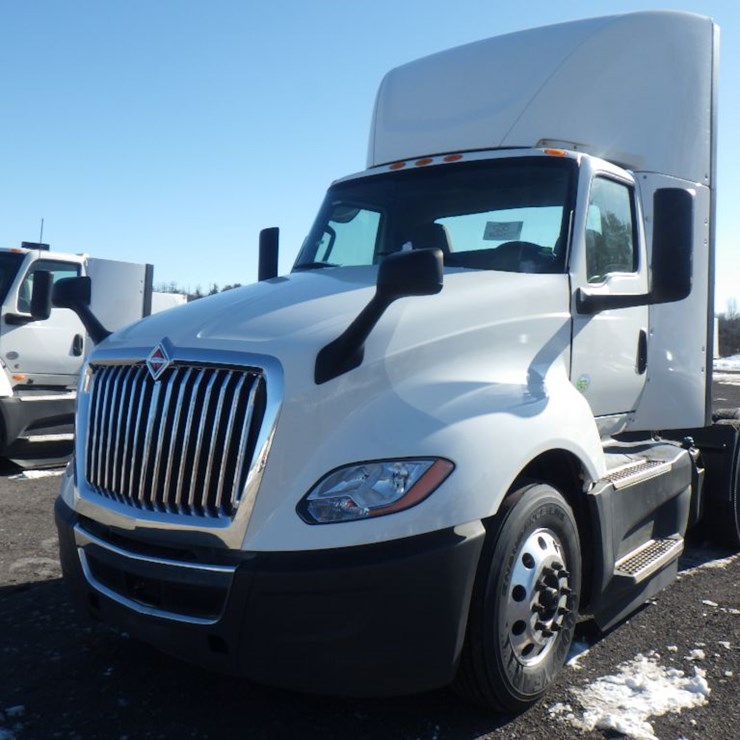 2022 INTERNATIONAL LT