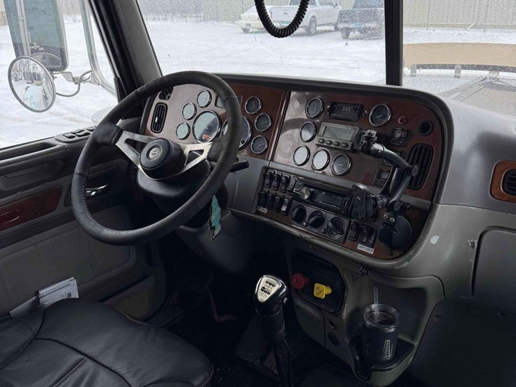 2006-caterpillar-c15-image-8