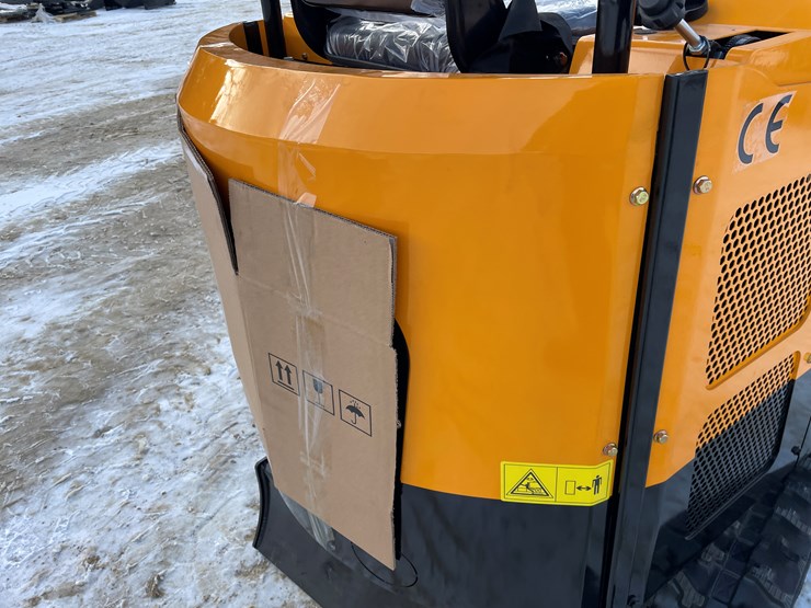 #108-•-miva-va15-mini-excavator-image-42