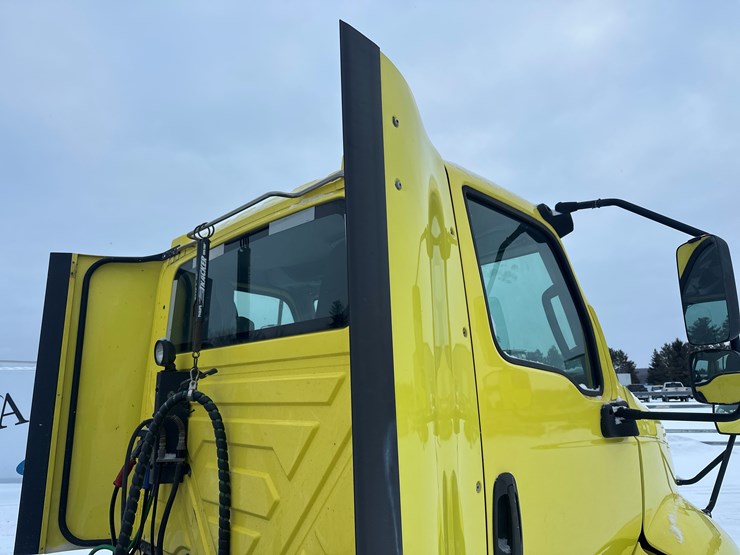 2019-international-12-image-12