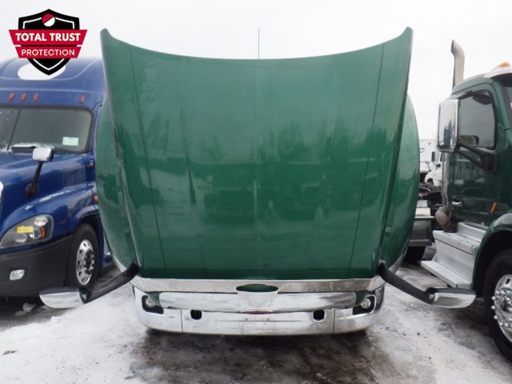 2019-peterbilt-579-image-21