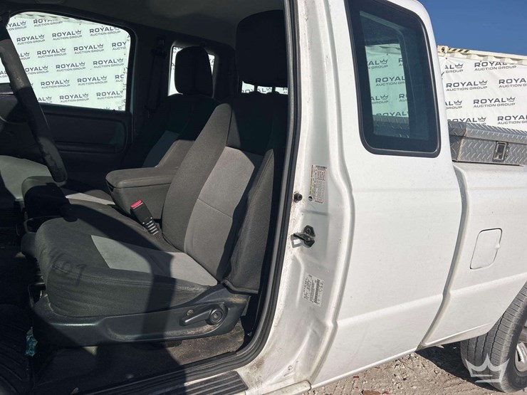 2011-ford-ranger-image-13