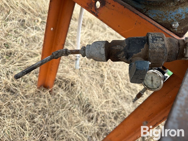gear-box-oil-container-image-12