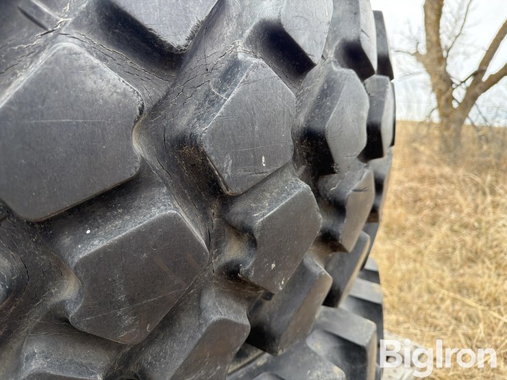 michelin-16.00r20-tires-&-rims-image-9