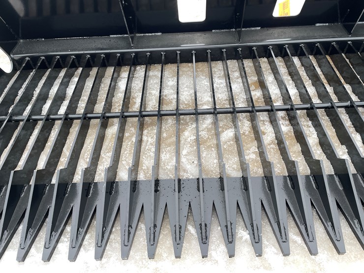 #2333-•-wolverine-skeleton-bucket-image-12