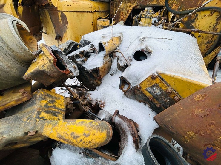 caterpillar-621-image-29