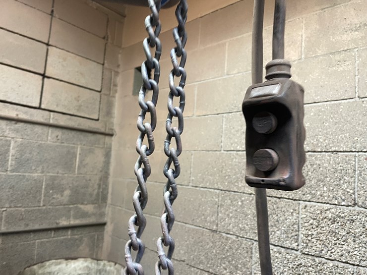 #5957-•-lodestar-1-ton-chain-hoist-image-5