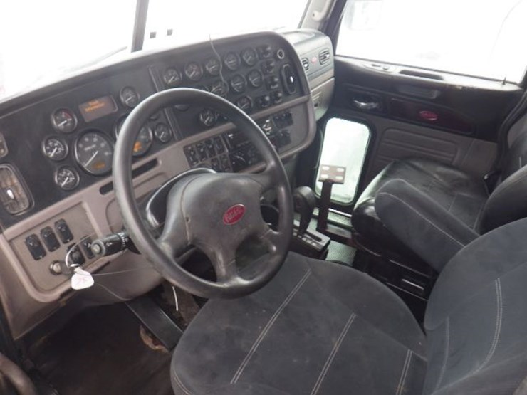 2014-peterbilt-386-image-20