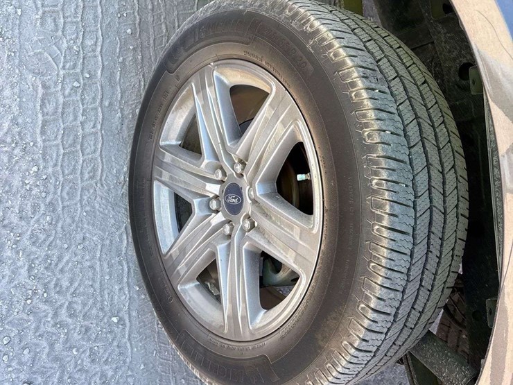 2018-ford-f150-image-19